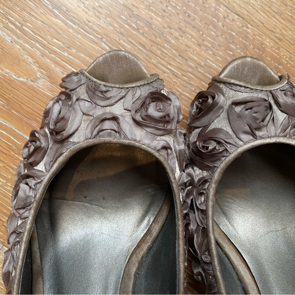 CL rose satin heels - Picture 3 of 3